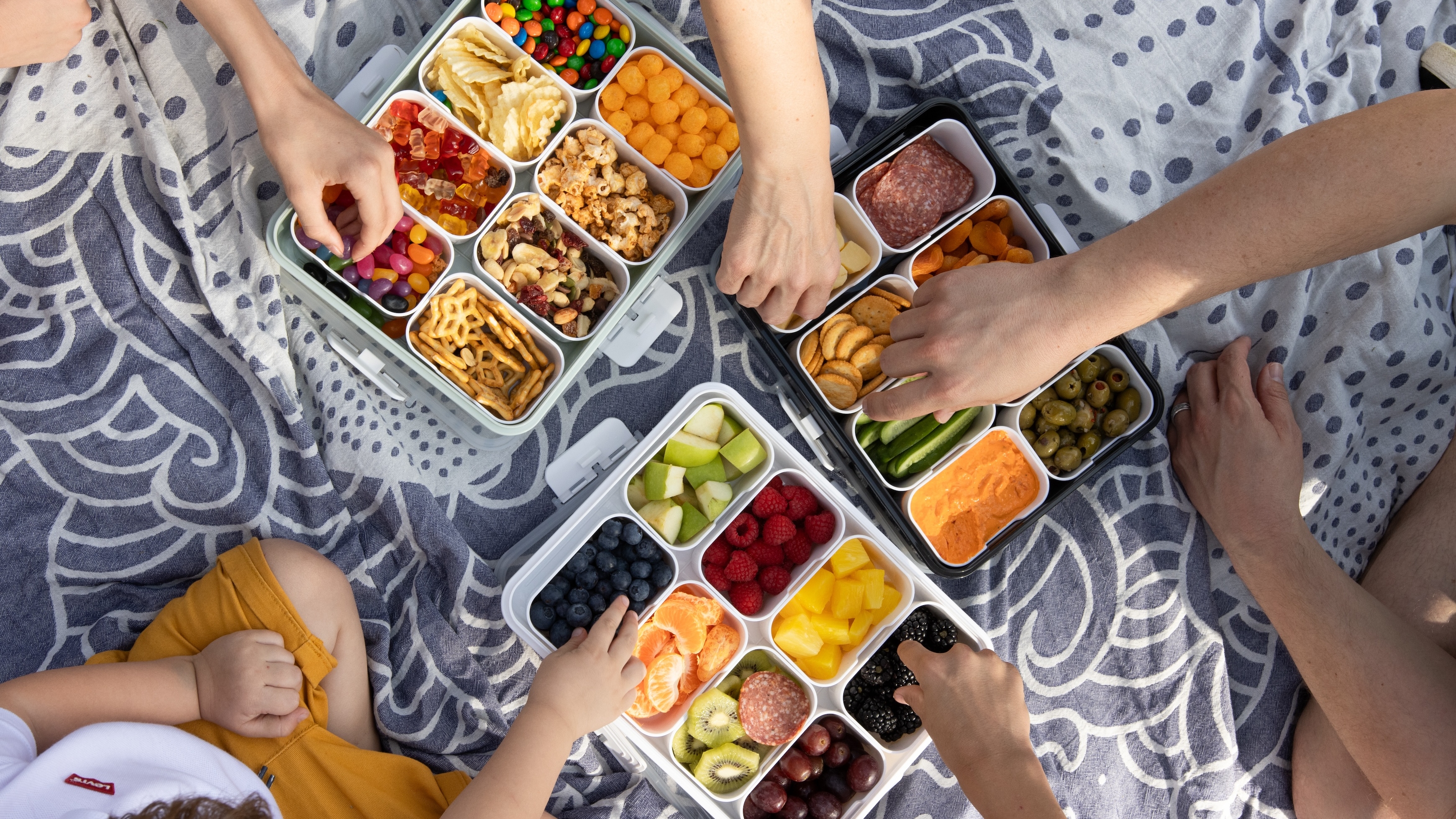2024 Upgrade] Dishwasher Safe Snack Box, Spacious Divided Serving